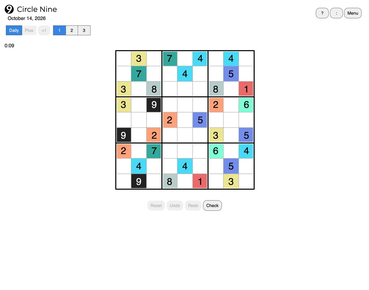 Circle Moon Puzzles game board before the first move